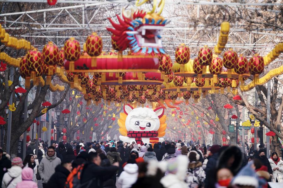8天164亿，“尔滨”春节旅游市场活力满满